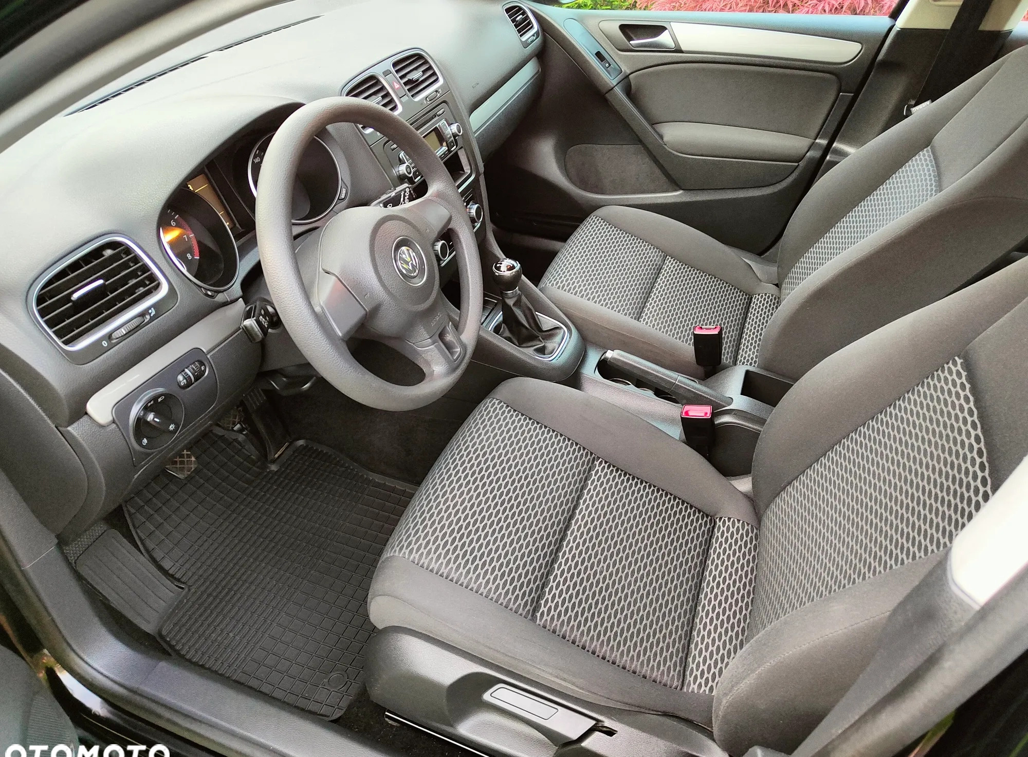 Volkswagen Golf cena 21900 przebieg: 170000, rok produkcji 2009 z Strzelno małe 46